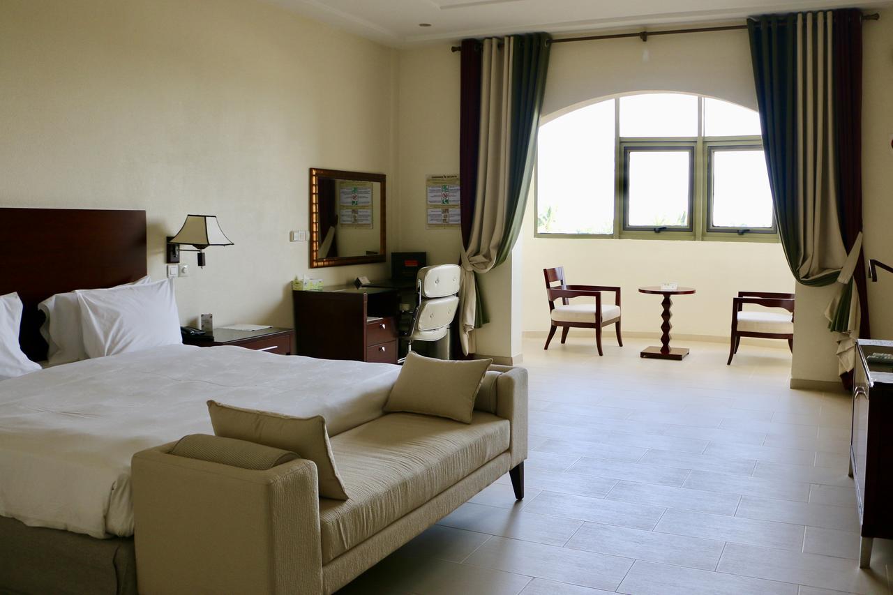 Hotel Sancta Maria Lomé Exteriör bild